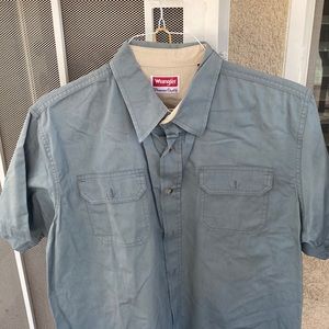 Wrangler large casual button down shirt